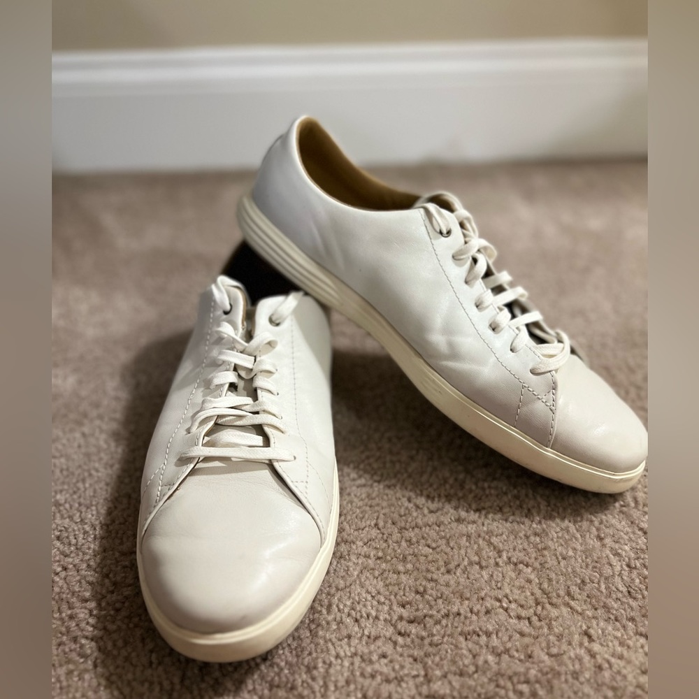COLE HAAN - White Sneaker